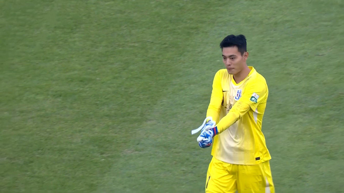 申花残阵迎战国安 中场失控外援伤退成隐患