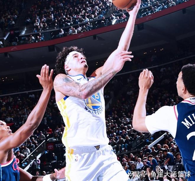 勇士逆转快船霍福德爆发助队晋级季后赛