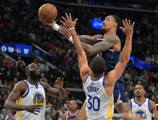 勇士逆转快船霍福德爆发助队晋级季后赛