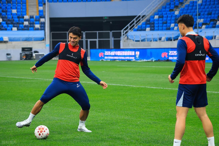 河南队双外援缺席客场作战顽强拼搏憾负大连